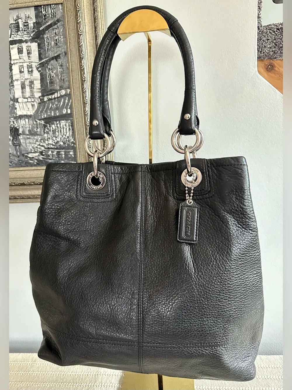 COACH Black Leather Shoulder Tote Bag with Front Pocket Dated 2010